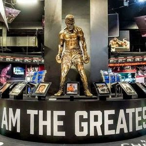 Meet your Posher, Billy